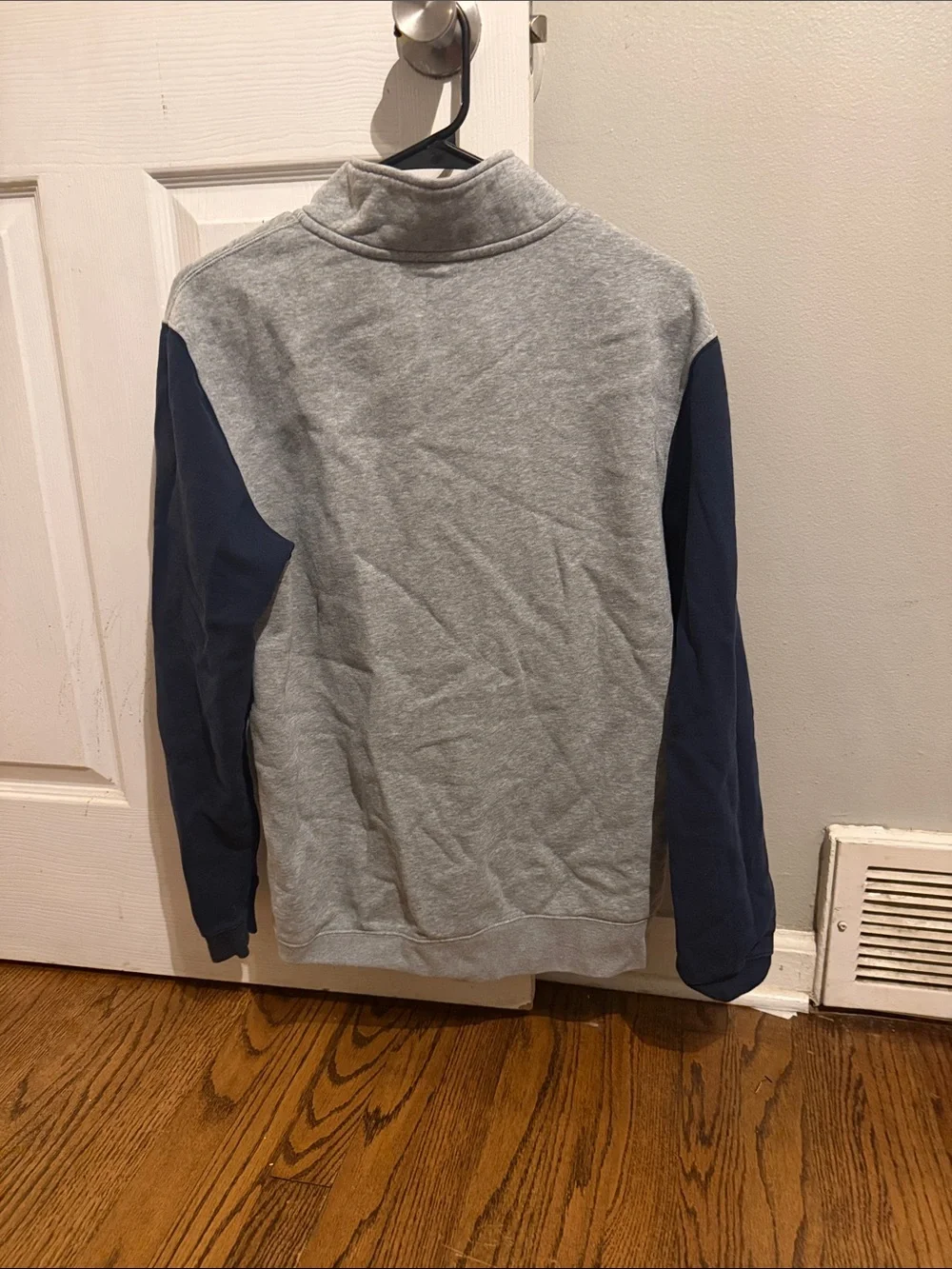 University of Michigan Men’s Gray and Navy Wolverines Quarter-Zip Pullover
